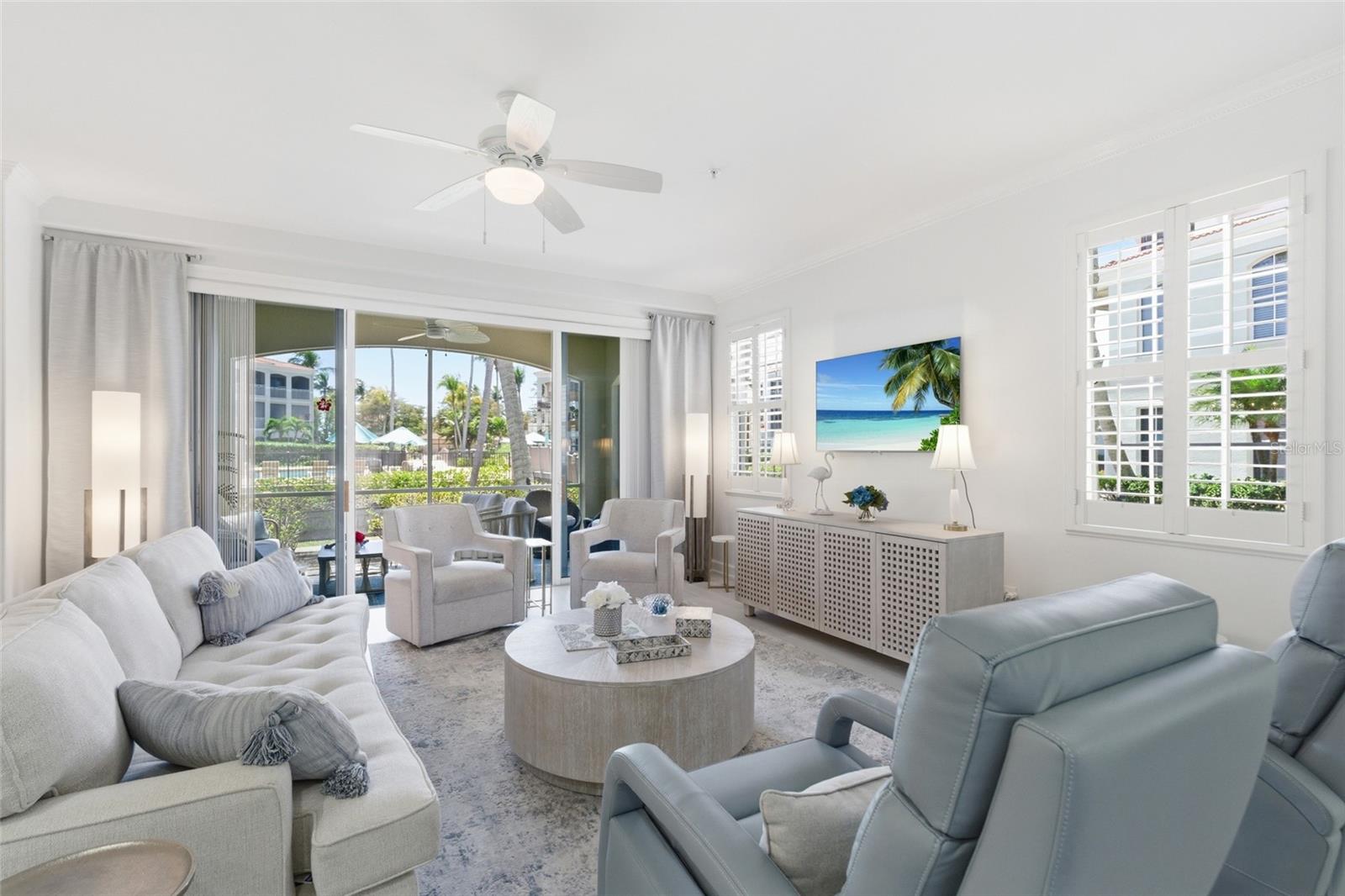 Image 10 of 65 For 3450 Sunset Key Circle 101