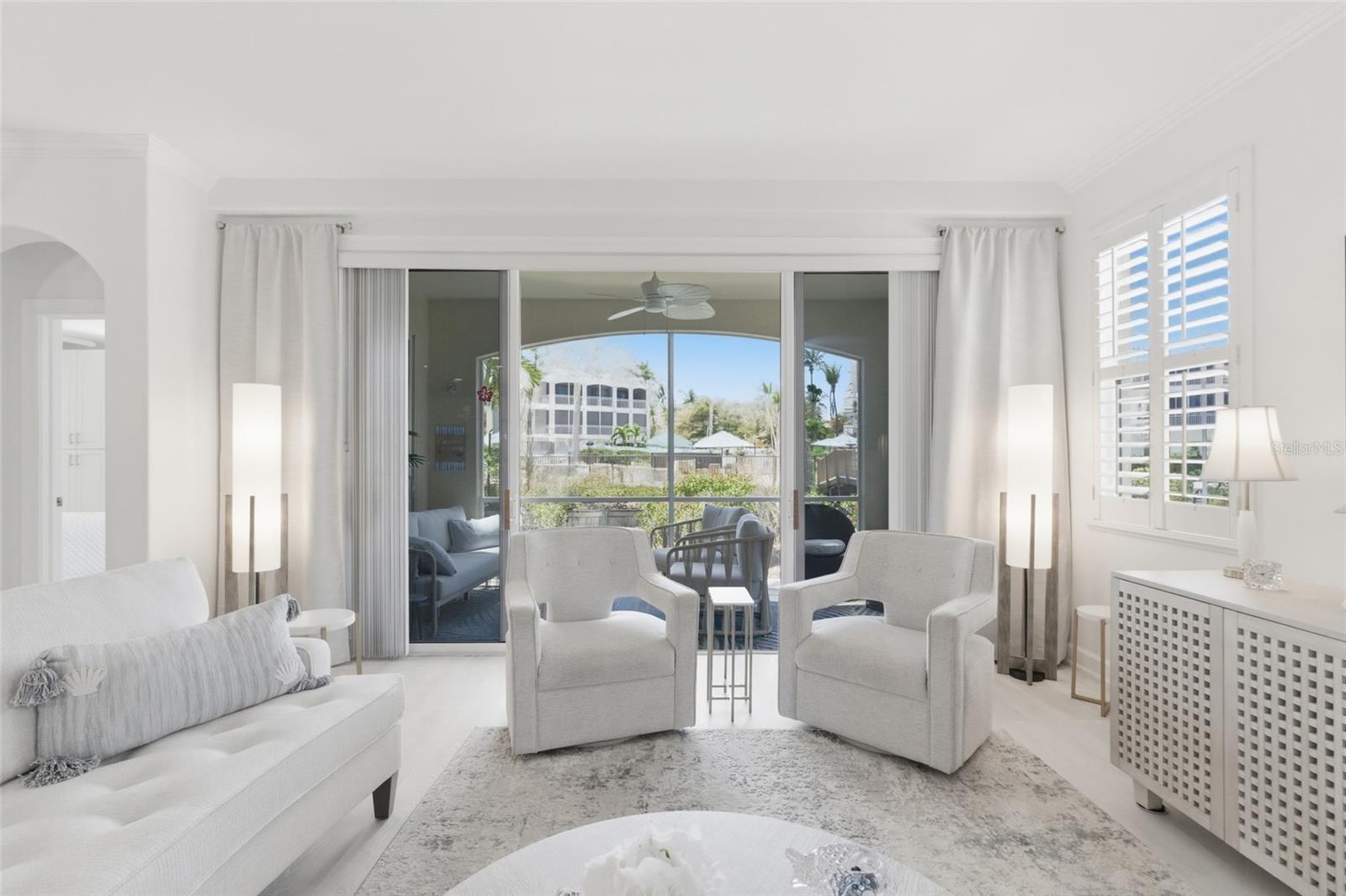 Image 11 of 65 For 3450 Sunset Key Circle 101