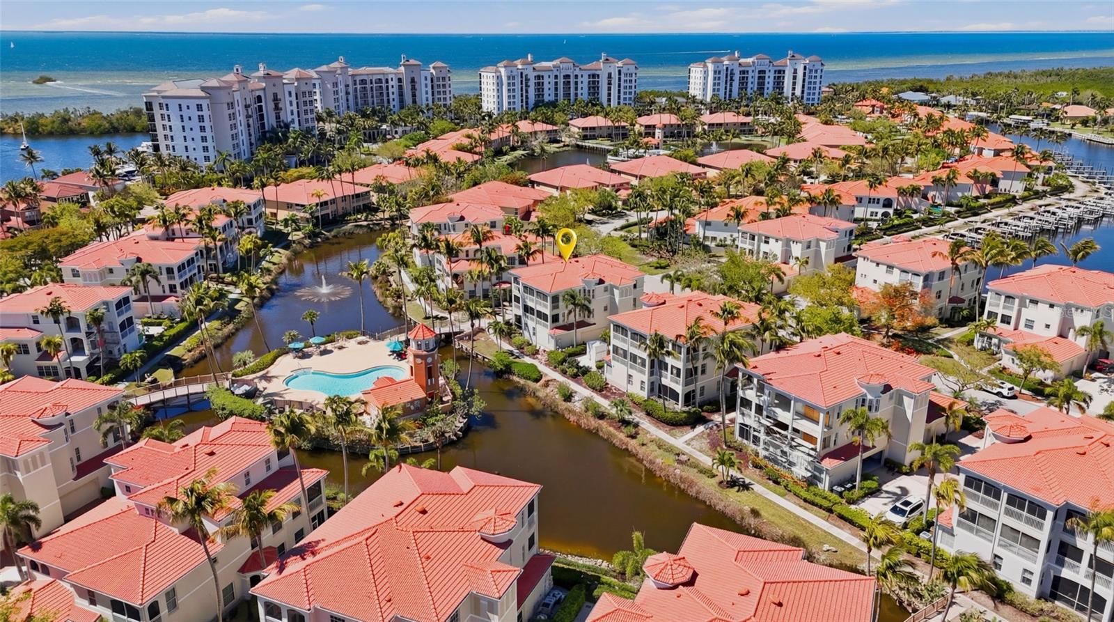 Image 3 of 65 For 3450 Sunset Key Circle 101