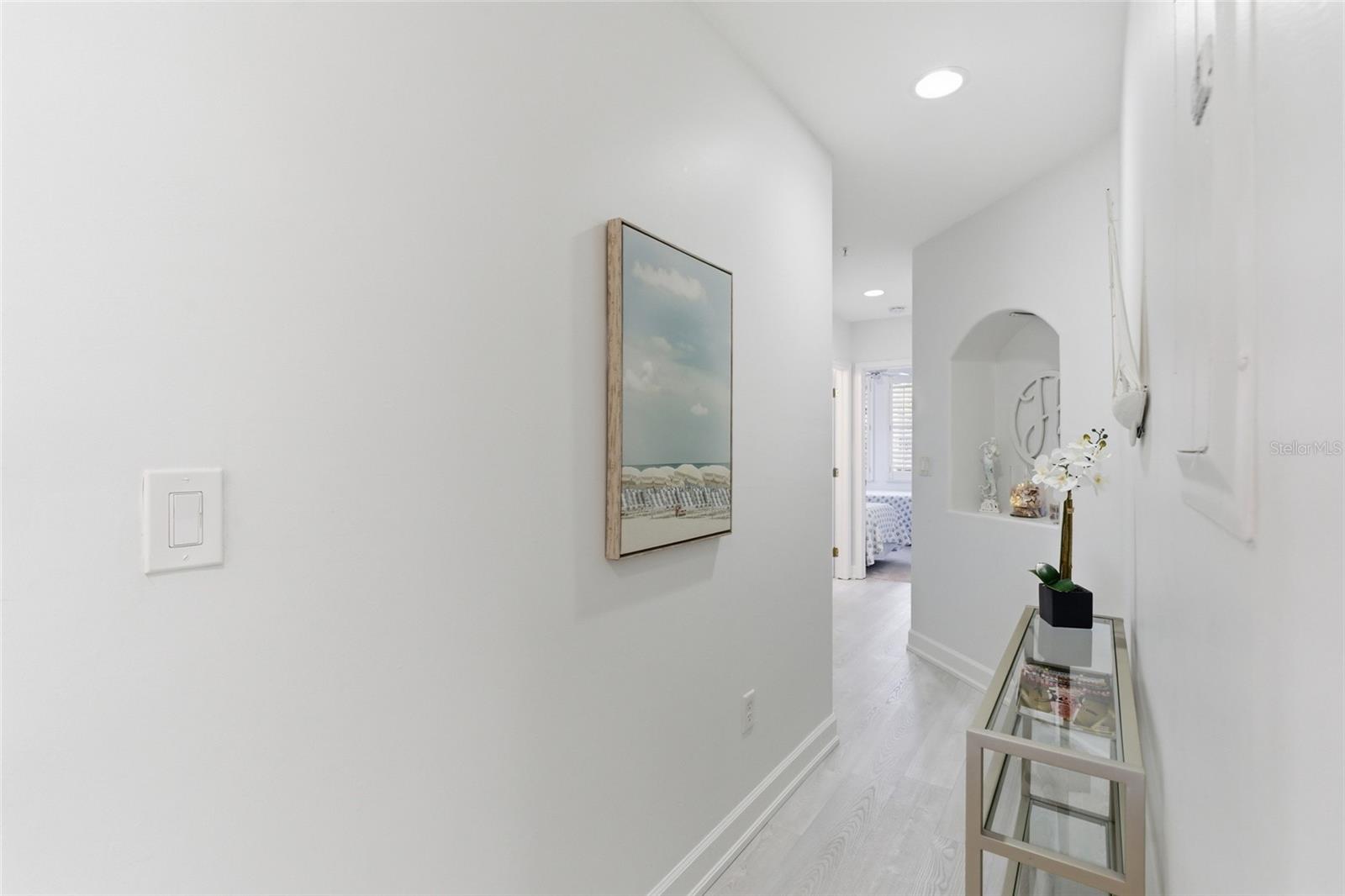 Image 37 of 65 For 3450 Sunset Key Circle 101