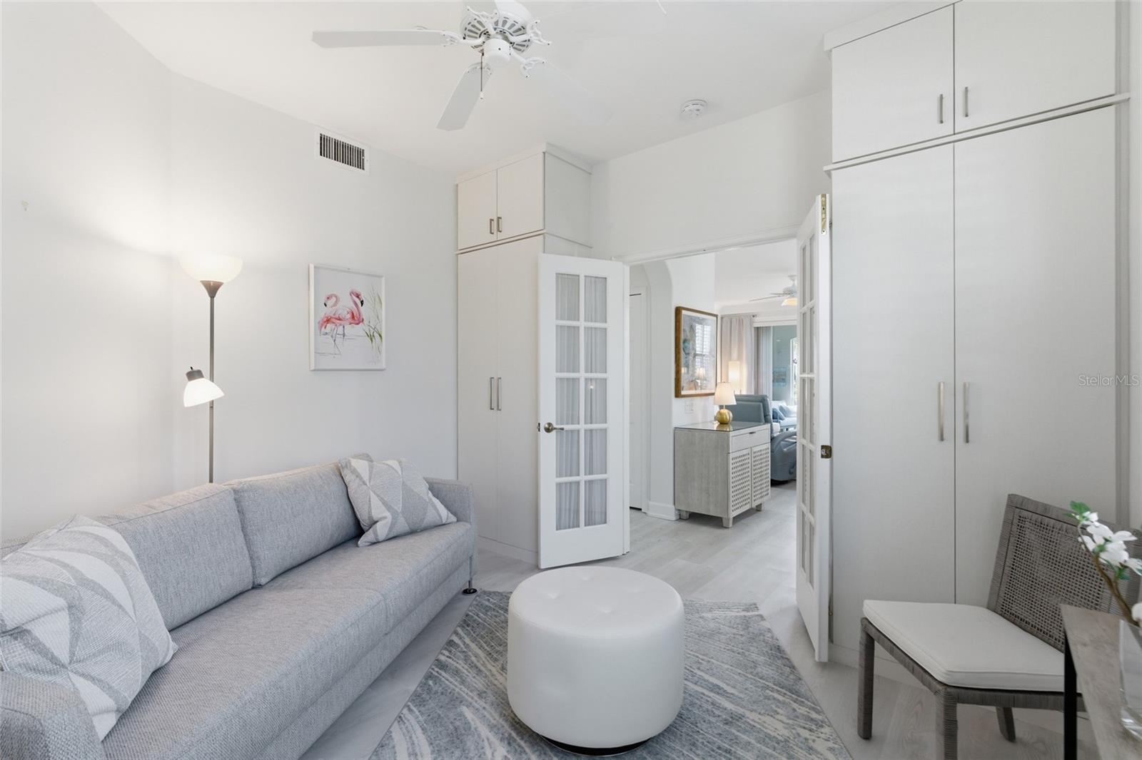 Image 43 of 65 For 3450 Sunset Key Circle 101