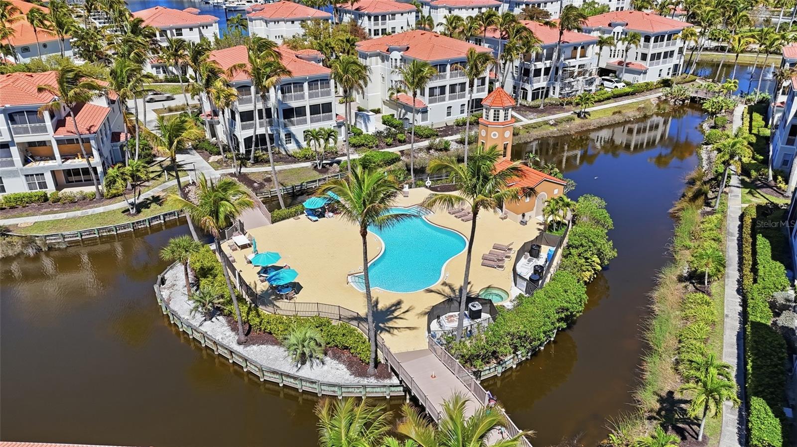 Image 46 of 65 For 3450 Sunset Key Circle 101