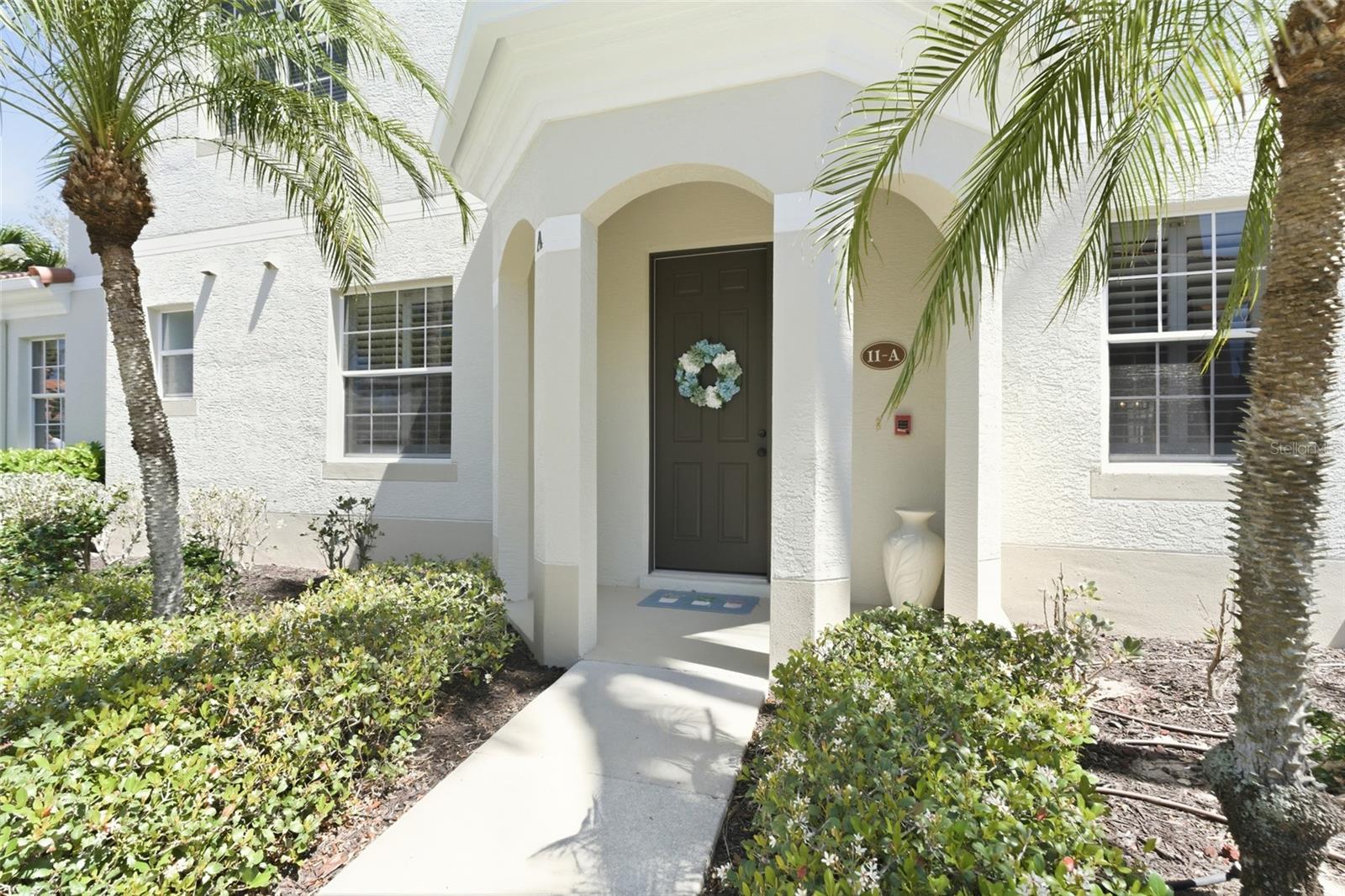 Image 5 of 65 For 3450 Sunset Key Circle 101