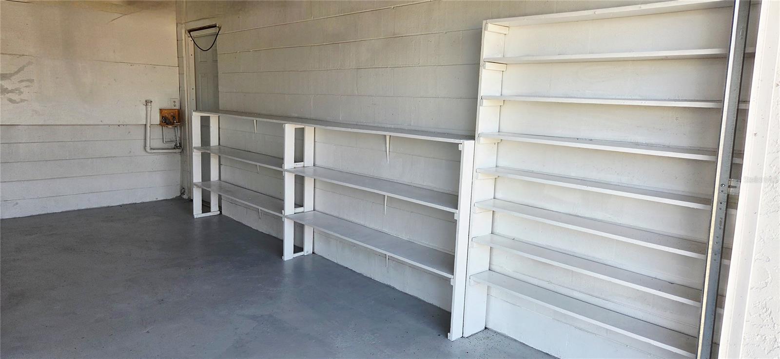 Image 27 of 28 For 744 Conreid Drive Ne