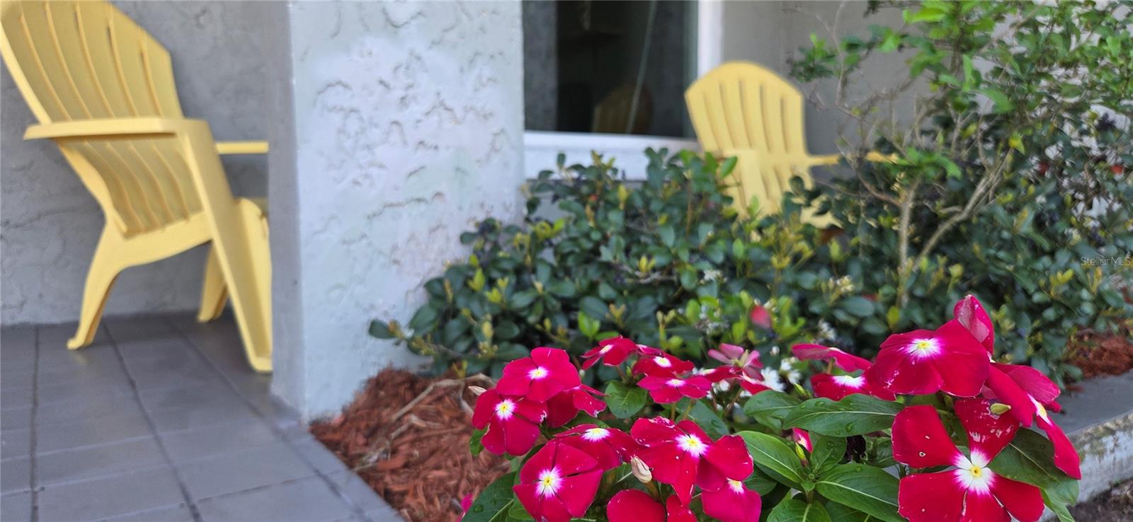 Image 5 of 28 For 744 Conreid Drive Ne