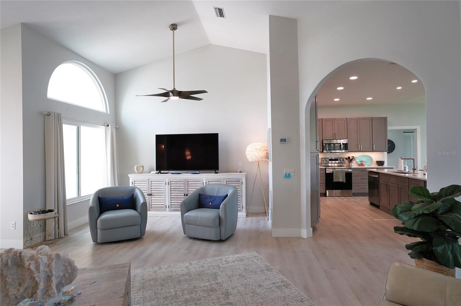 Image 15 of 95 For 204 Carriage House Lane 204