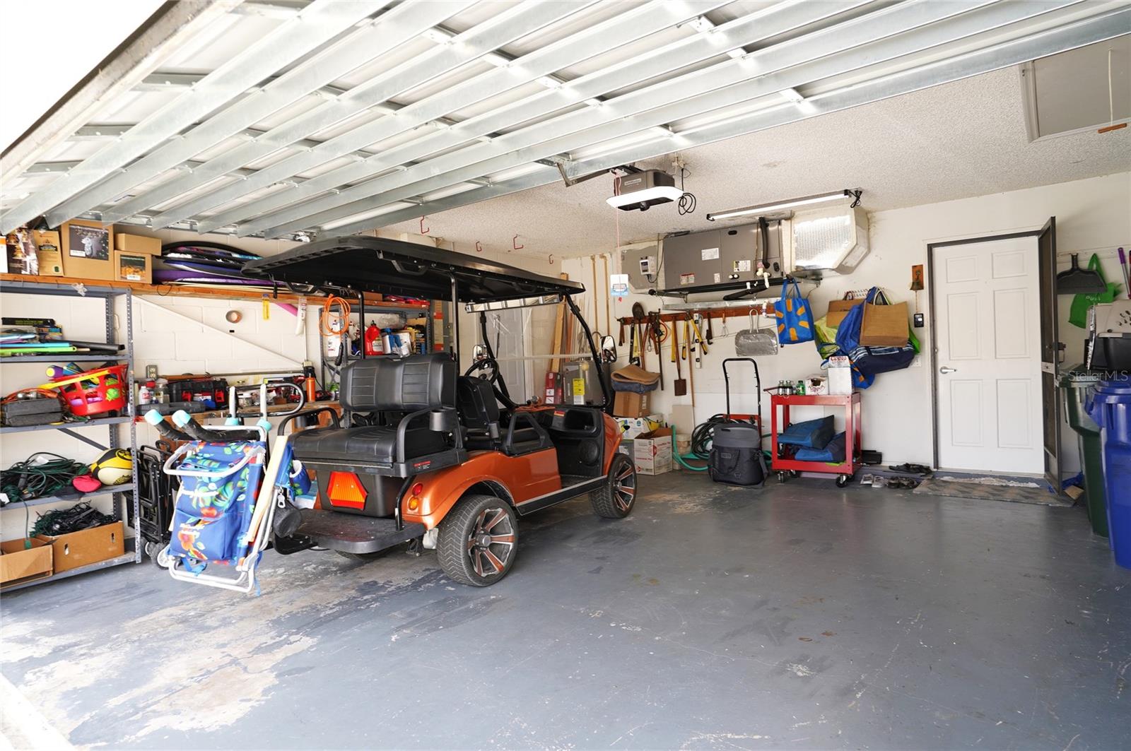 Image 41 of 95 For 204 Carriage House Lane 204