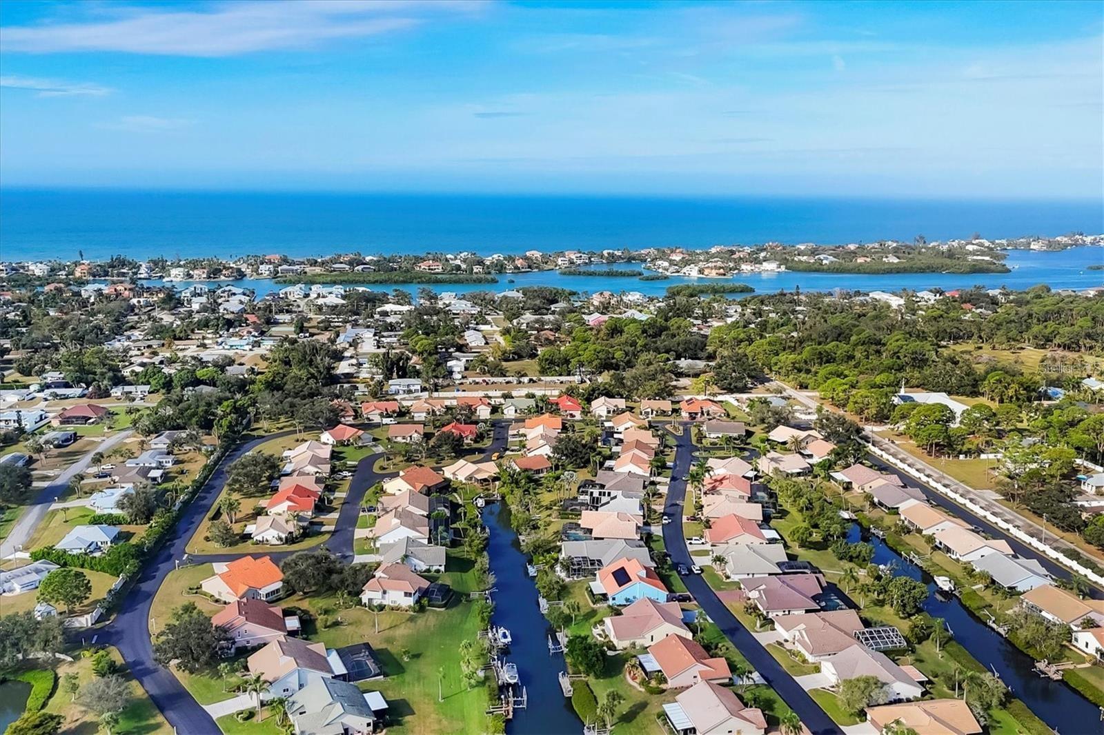 Image 54 of 95 For 204 Carriage House Lane 204