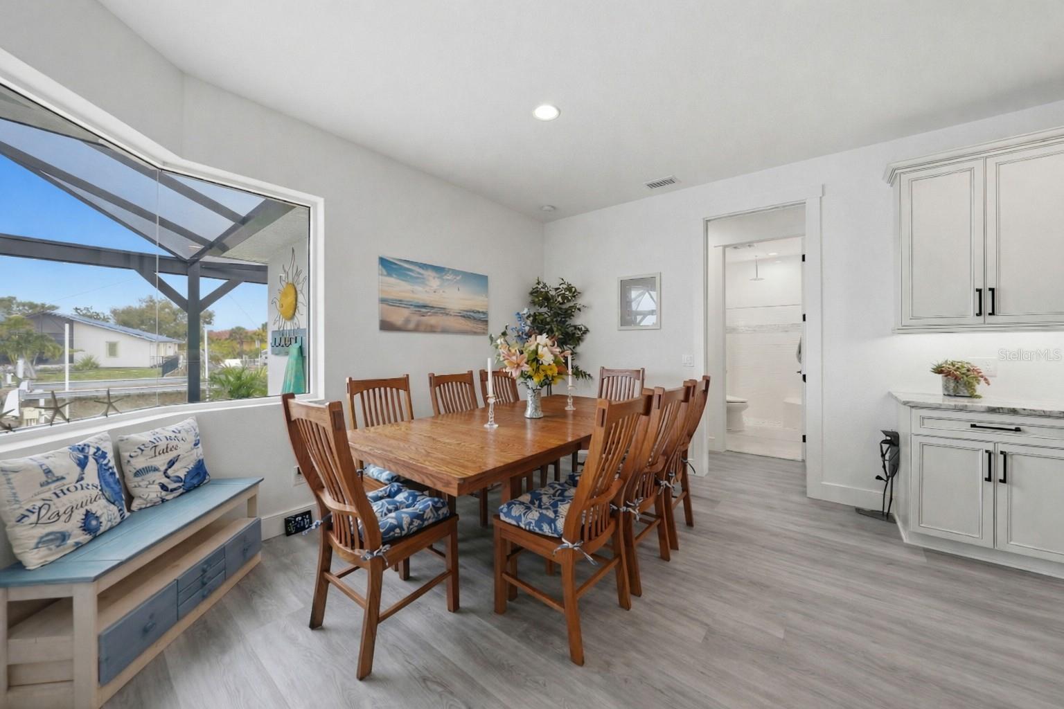 Image 15 of 34 For 2750 Marion Avenue