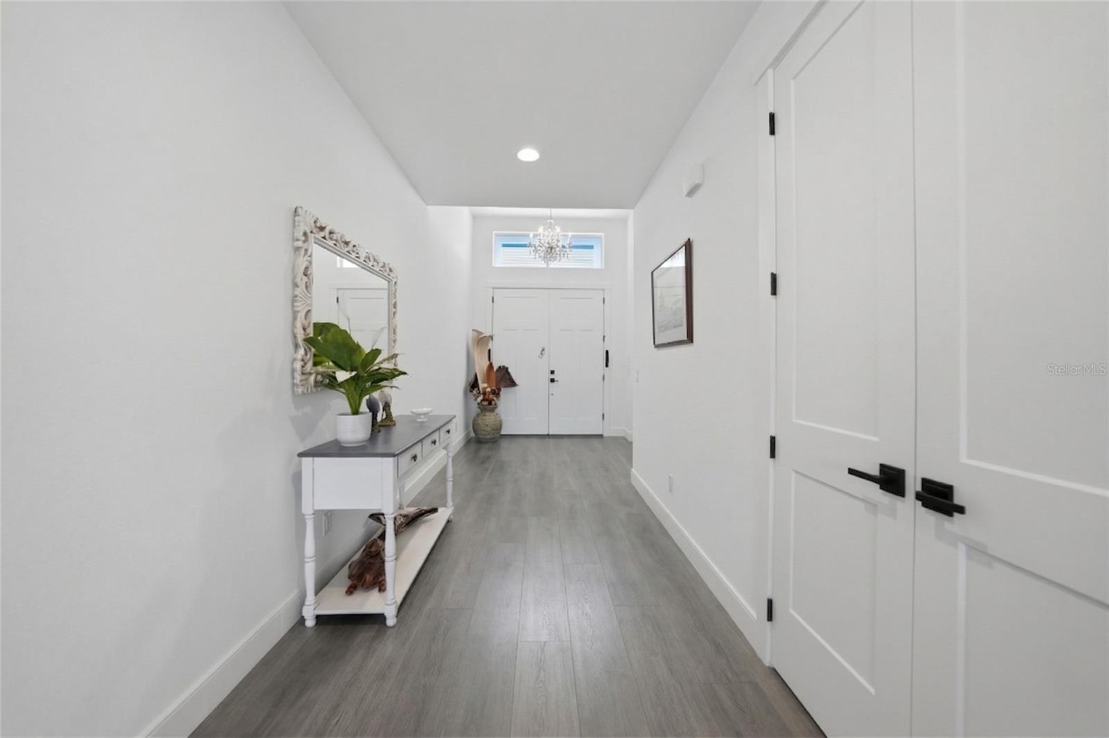 Image 9 of 34 For 2750 Marion Avenue