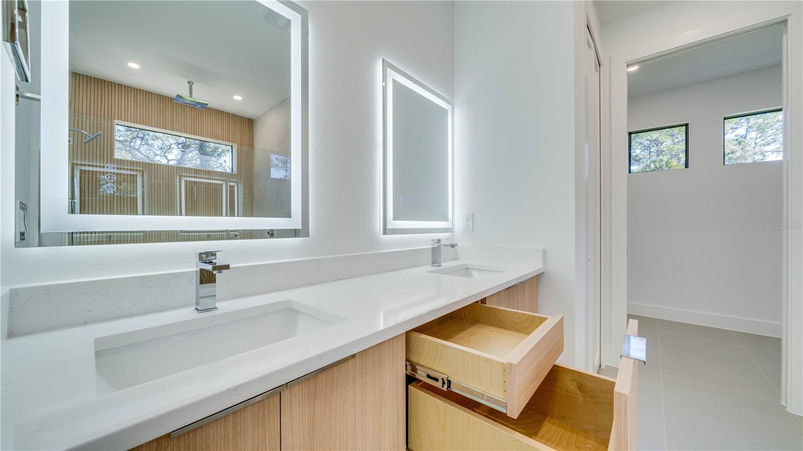 Image 23 of 49 For 1307 Wagner Avenue