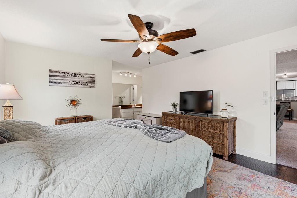 Image 14 of 37 For 2471 Celebes Court