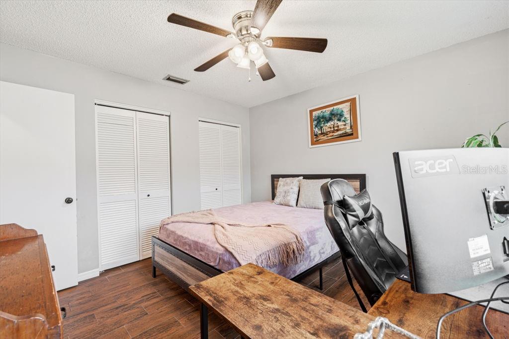 Image 15 of 37 For 2471 Celebes Court
