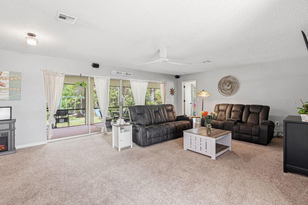Image 30 of 37 For 2471 Celebes Court