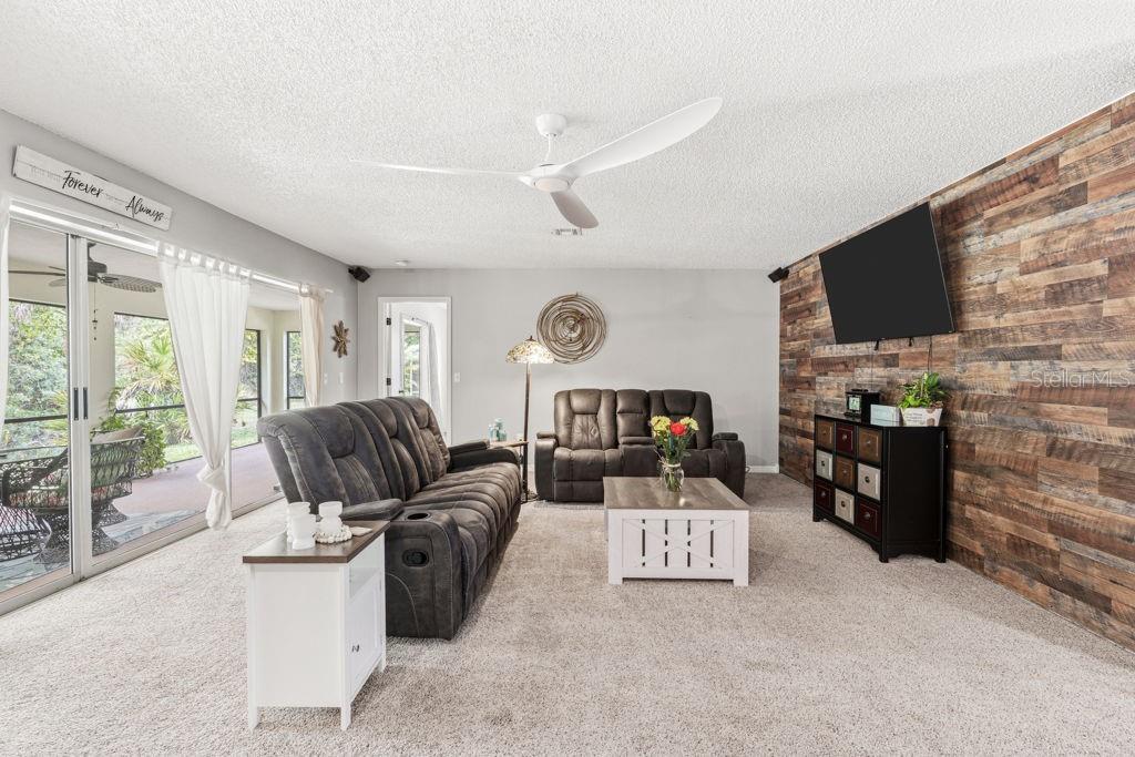 Image 7 of 37 For 2471 Celebes Court