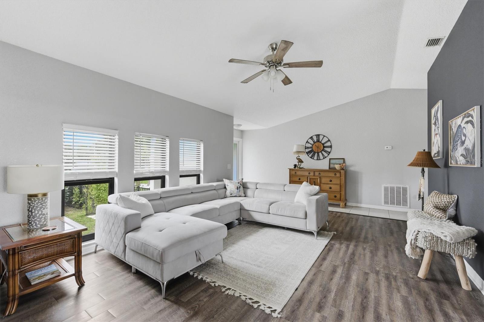 Image 10 of 73 For 3000 Banyan Way