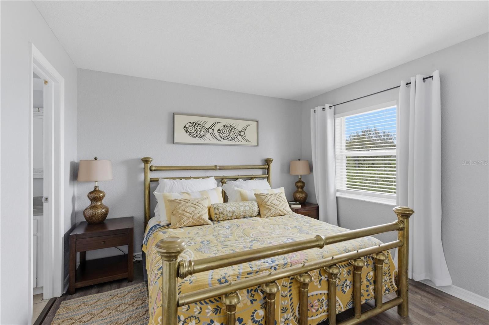 Image 13 of 73 For 3000 Banyan Way