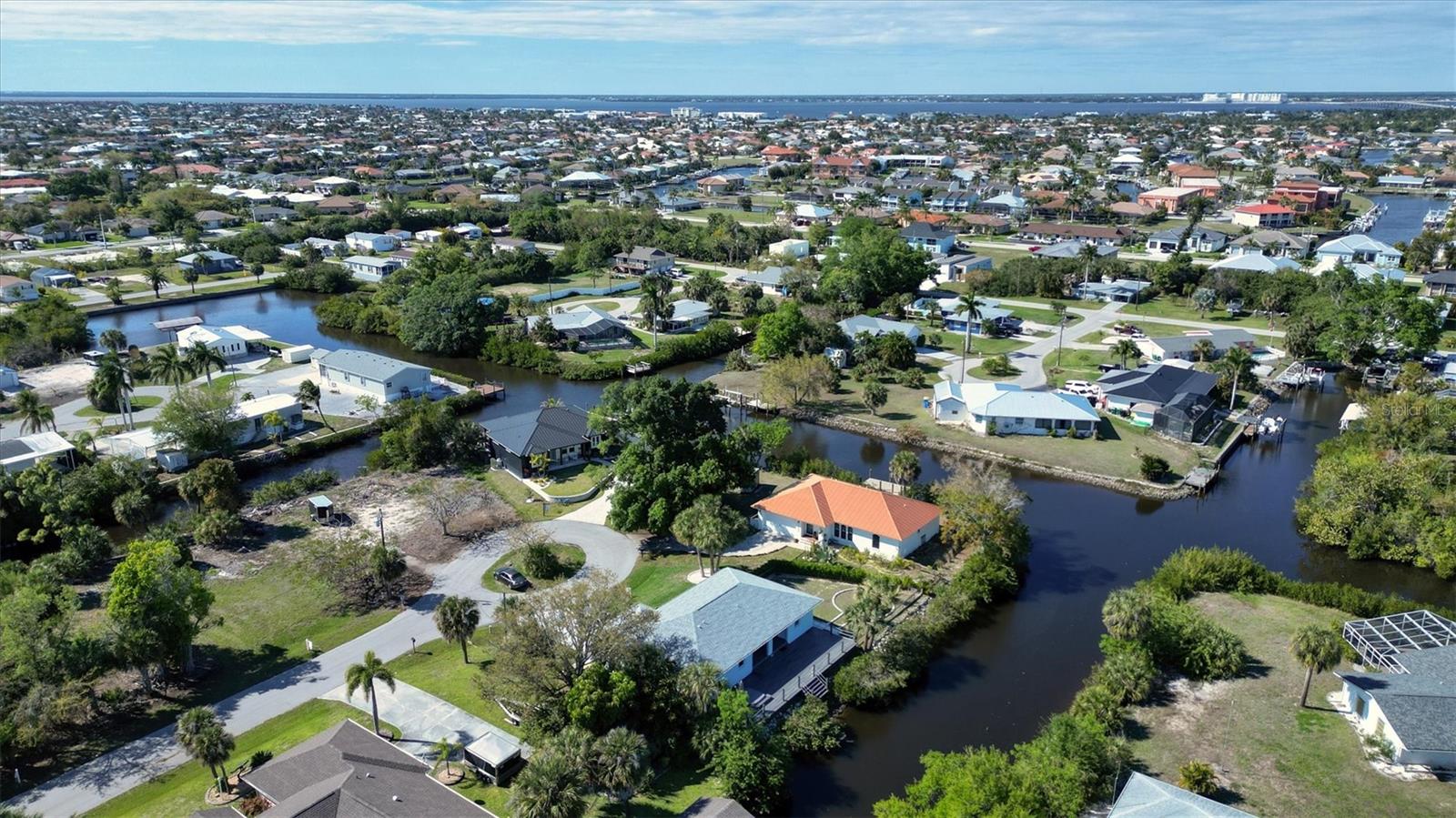 Image 32 of 73 For 3000 Banyan Way