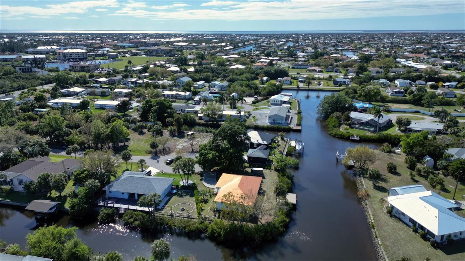 Image 42 of 73 For 3000 Banyan Way