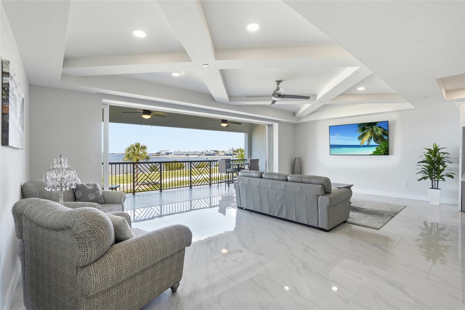 Image 12 of 41 For 1425 Park Beach Circle 124