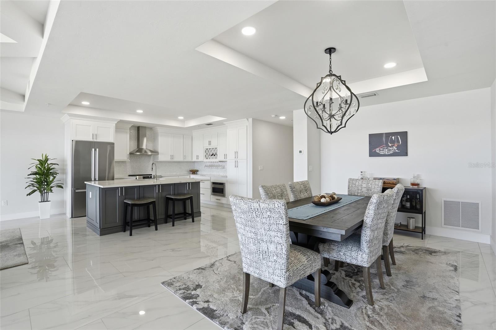 Image 22 of 41 For 1425 Park Beach Circle 124