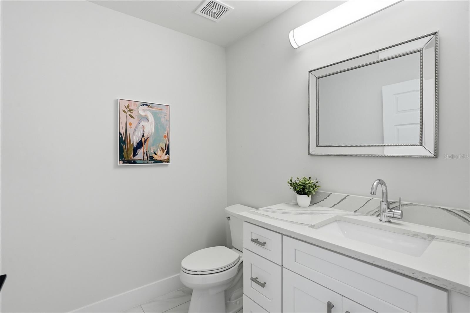 Image 32 of 41 For 1425 Park Beach Circle 124