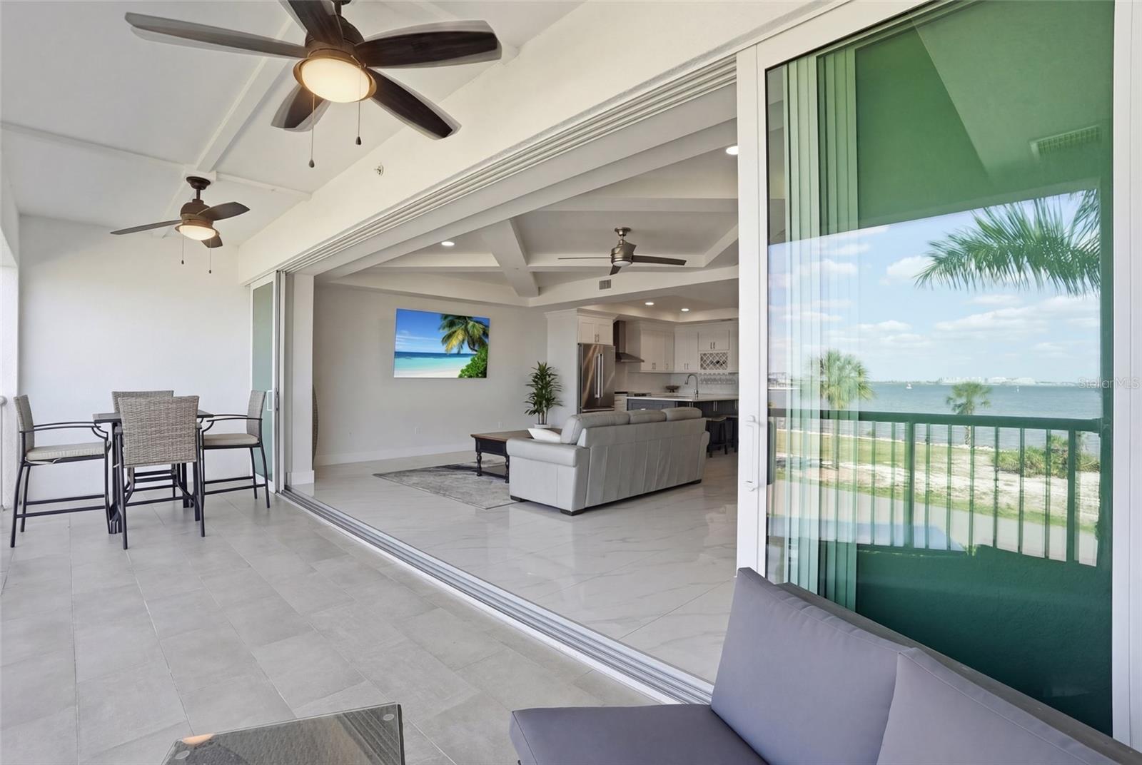 Image 35 of 41 For 1425 Park Beach Circle 124