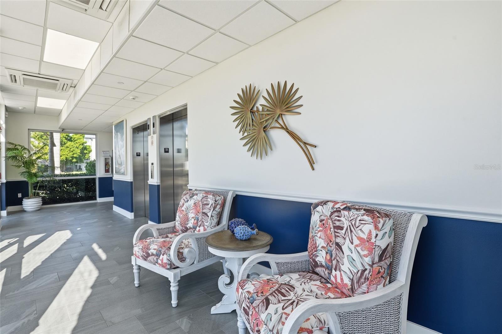 Image 6 of 41 For 1425 Park Beach Circle 124