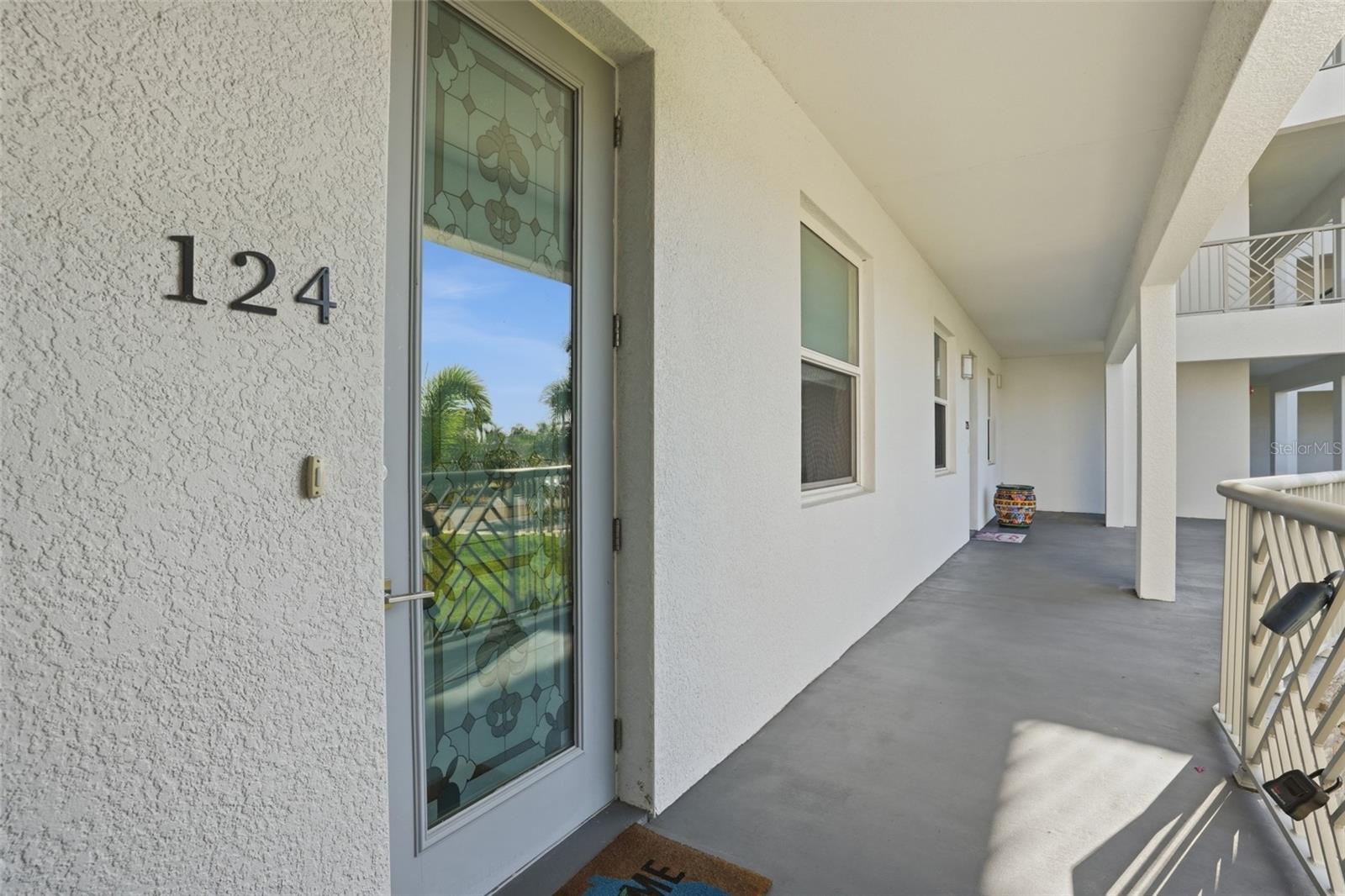 Image 7 of 41 For 1425 Park Beach Circle 124