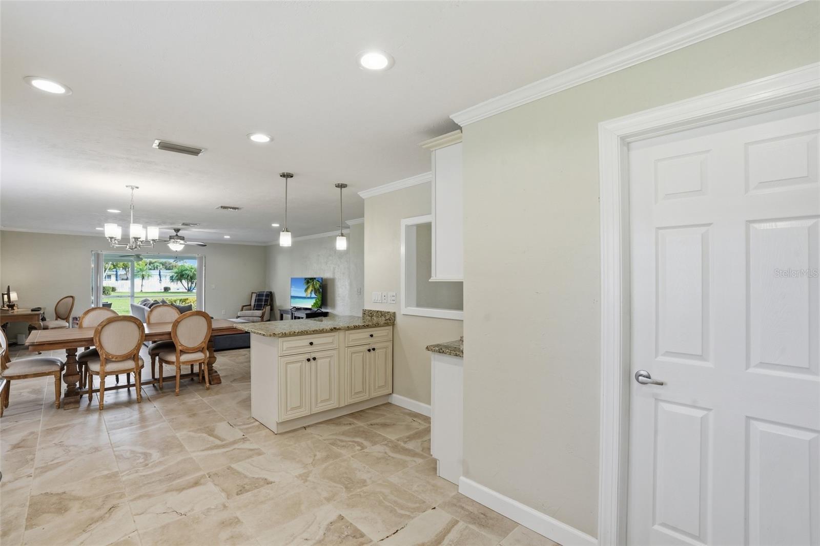 Image 13 of 32 For 1410 Tredegar Drive