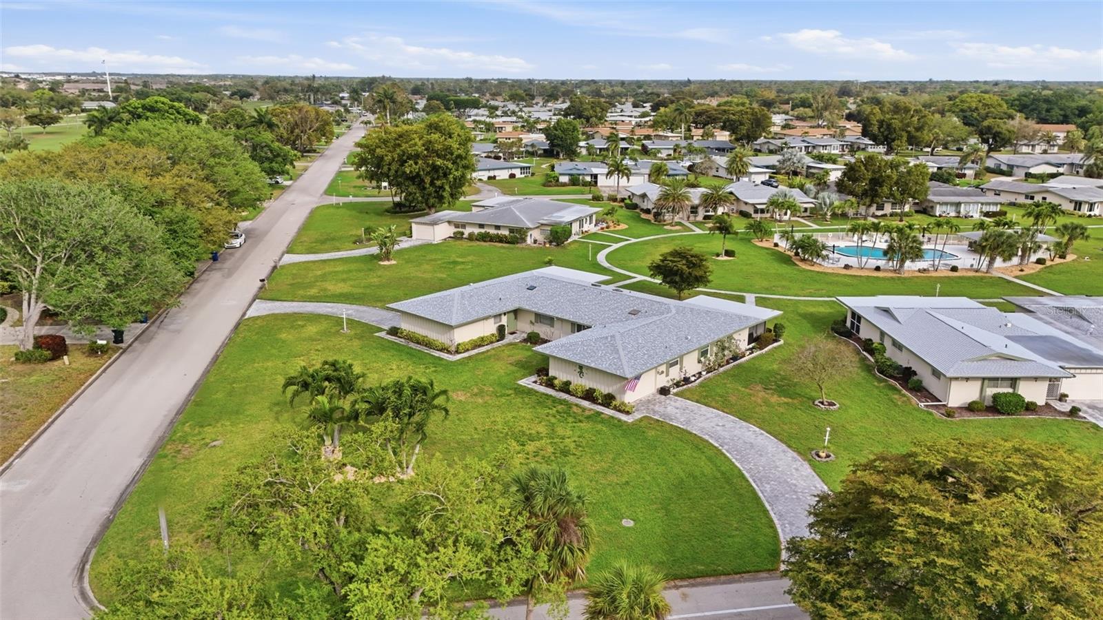 Image 4 of 32 For 1410 Tredegar Drive