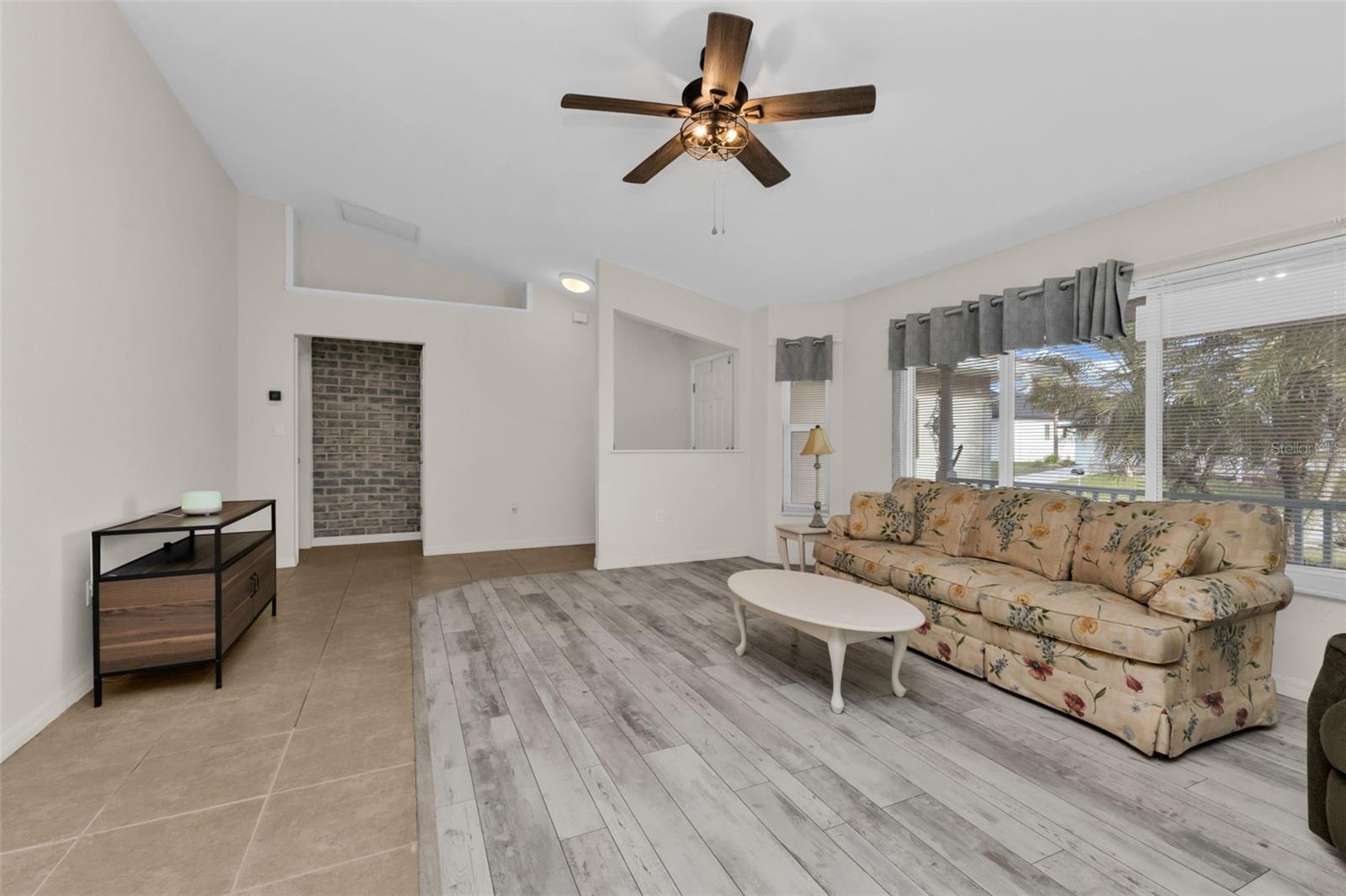 Image 12 of 66 For 18939 Ayrshire Circle