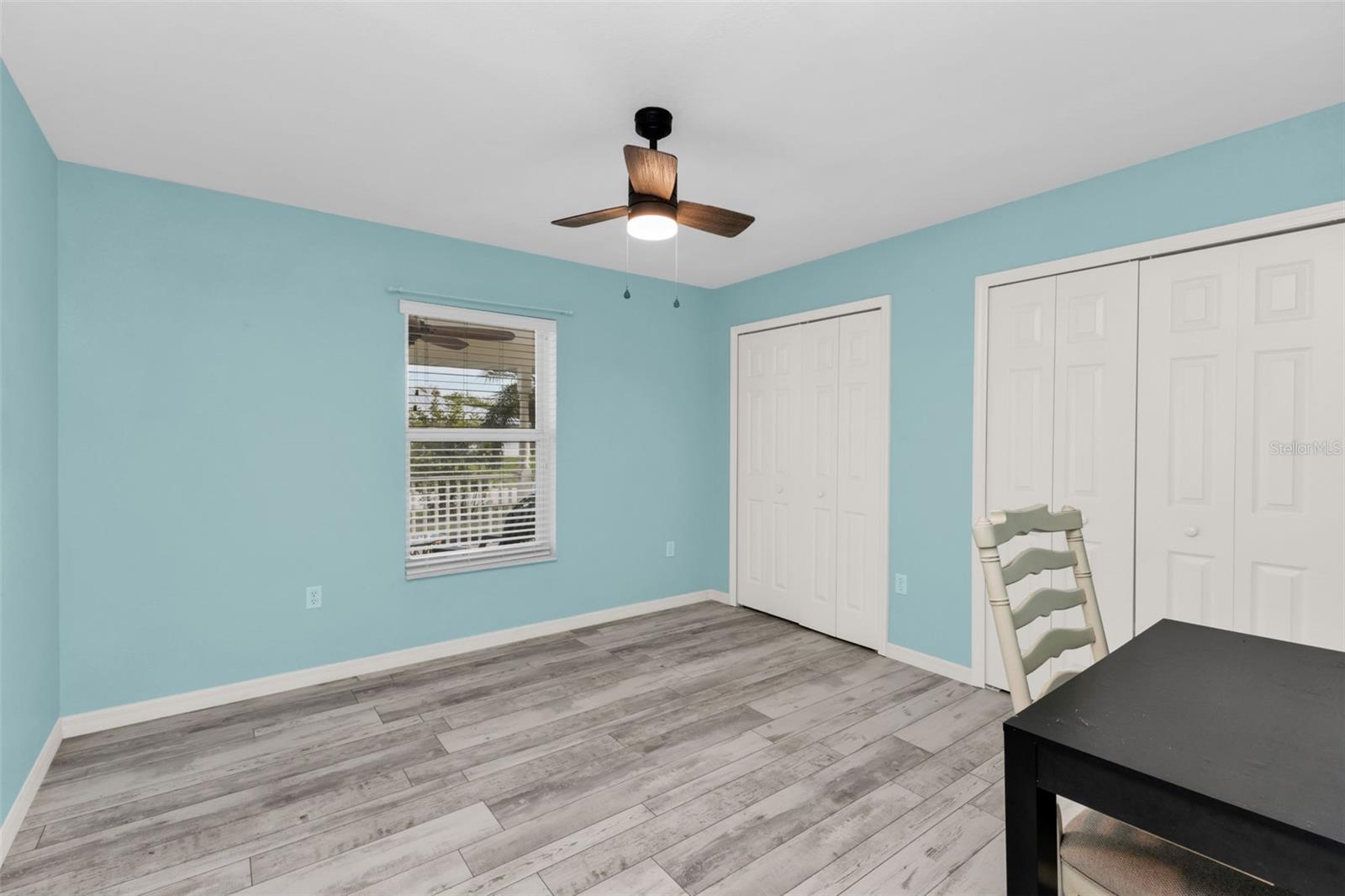 Image 22 of 66 For 18939 Ayrshire Circle