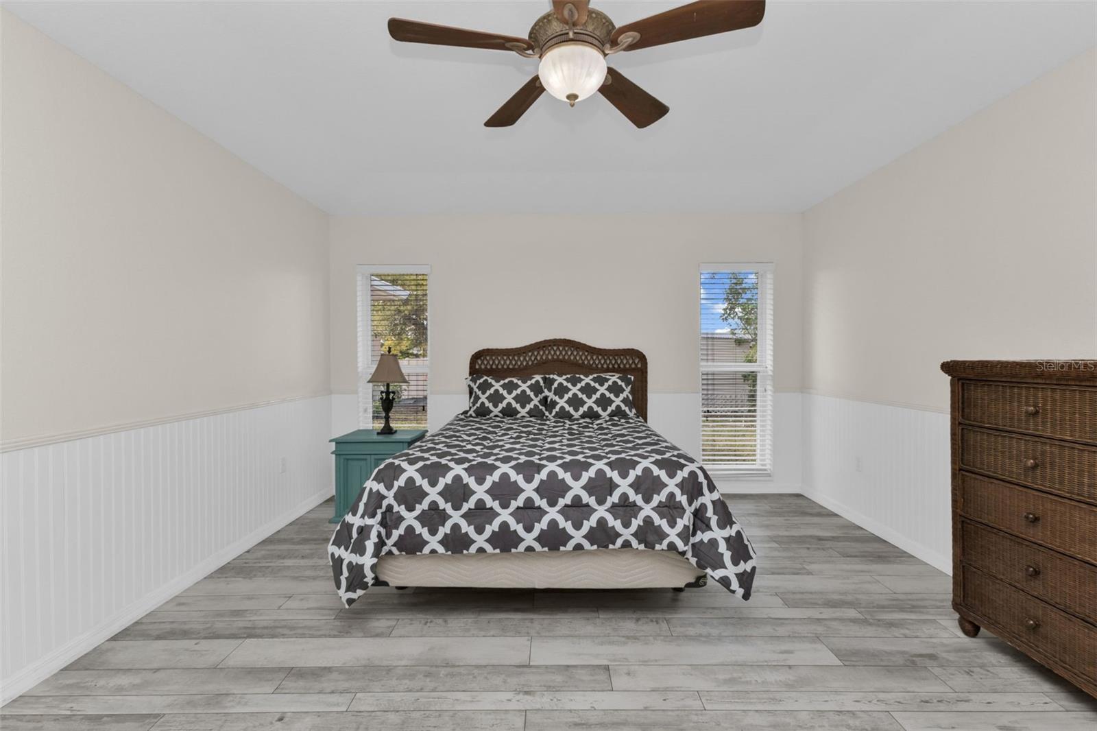 Image 27 of 66 For 18939 Ayrshire Circle