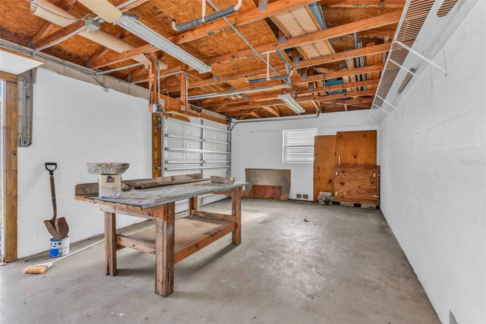 Image 41 of 66 For 18939 Ayrshire Circle