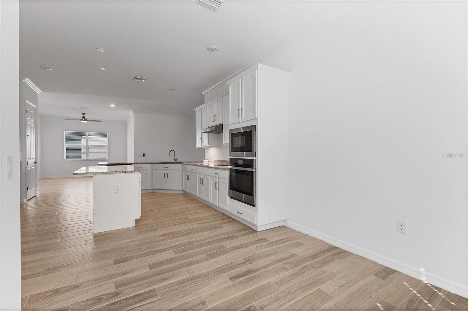 Image 12 of 67 For 25246 Keygrass Court