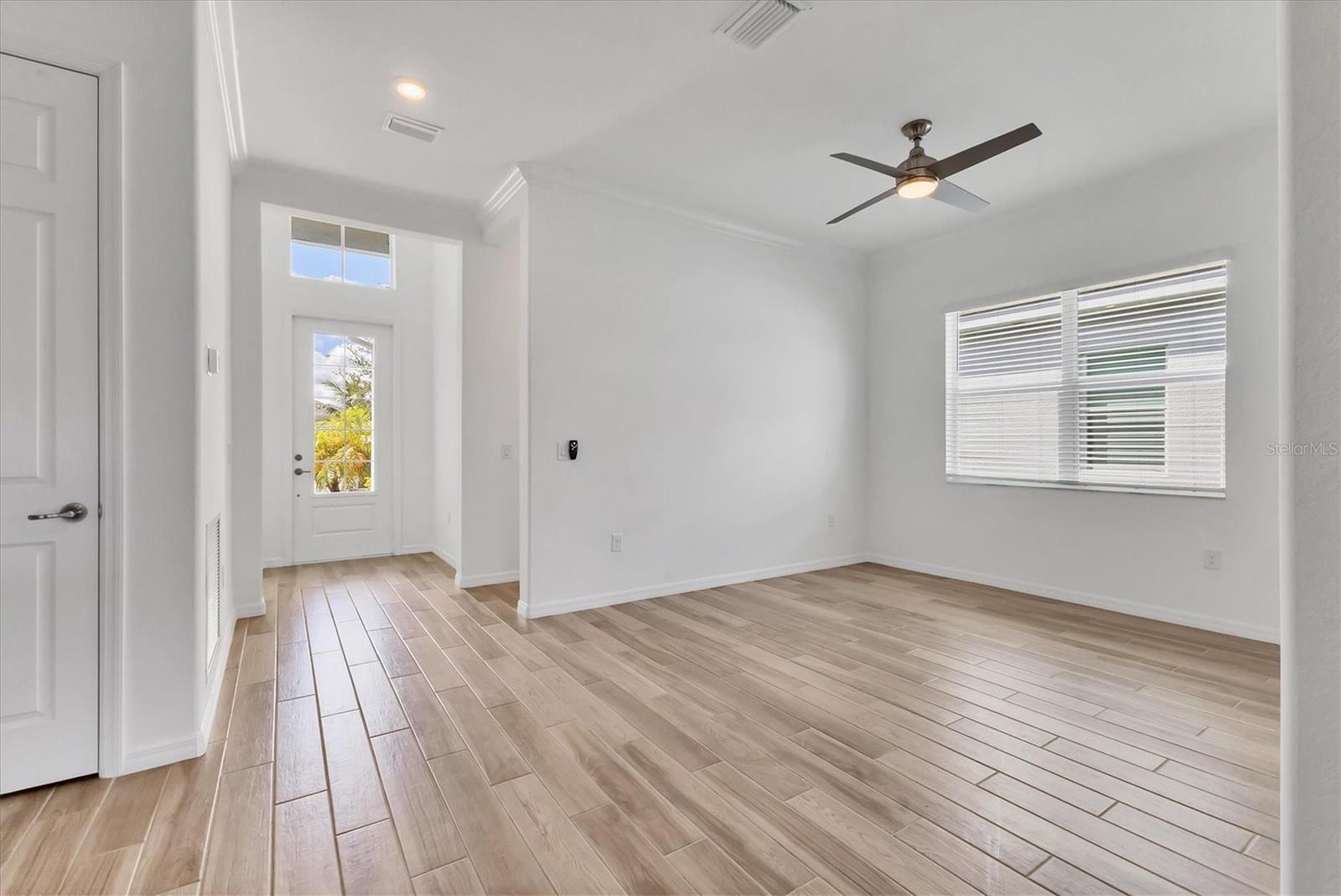 Image 13 of 67 For 25246 Keygrass Court