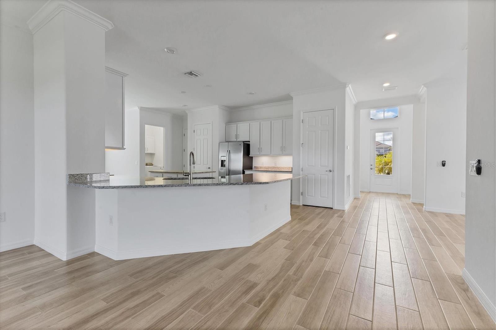 Image 7 of 67 For 25246 Keygrass Court