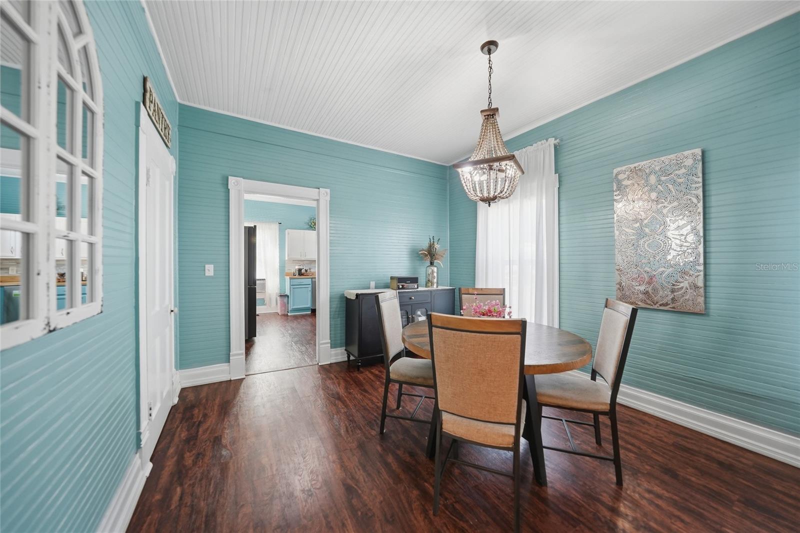 Image 16 of 62 For 127 5th Street W