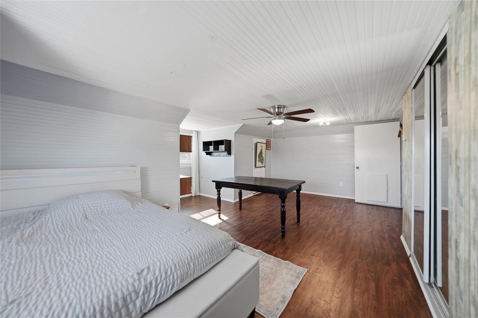 Image 30 of 62 For 127 5th Street W