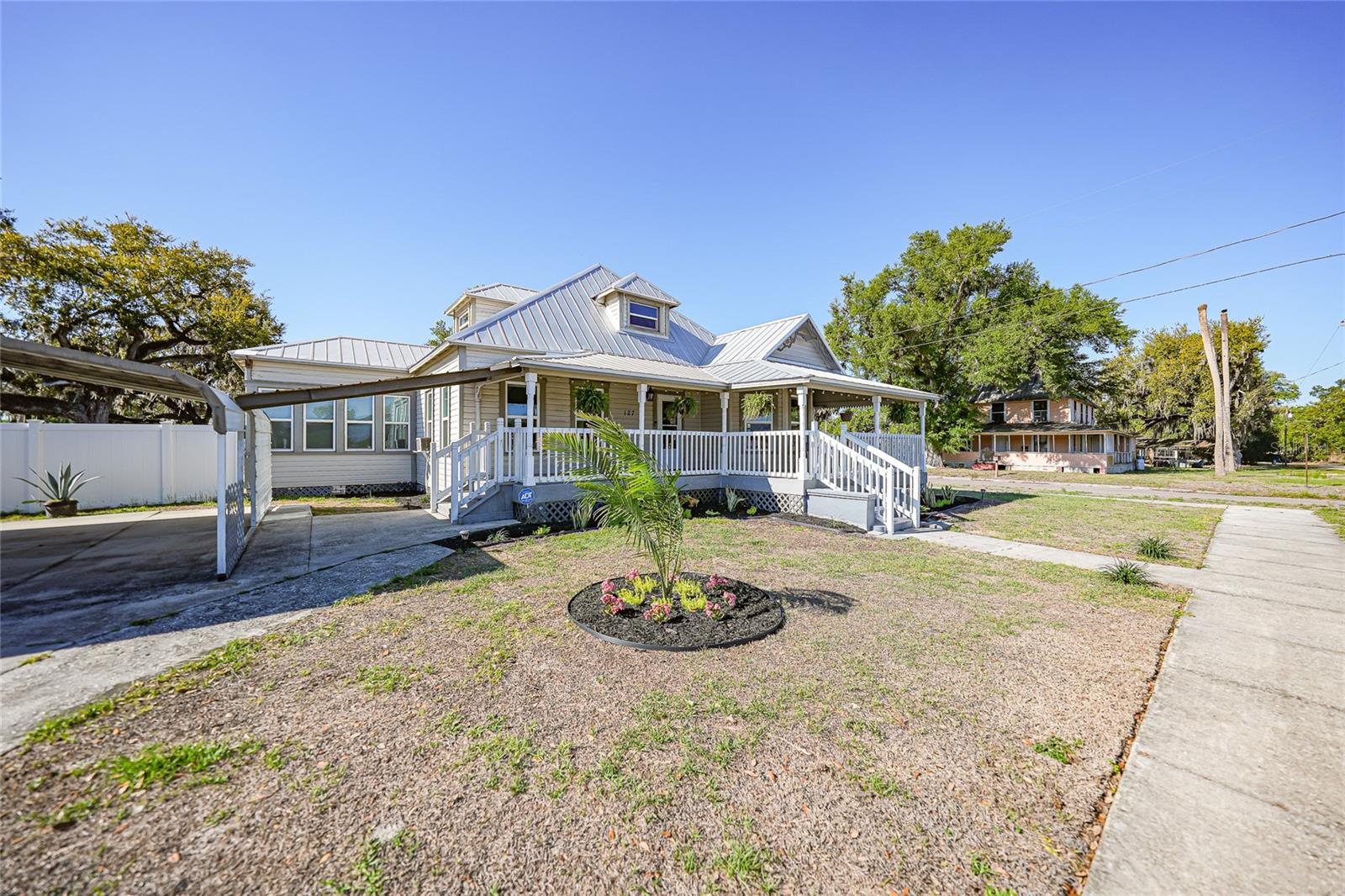 Image 47 of 62 For 127 5th Street W