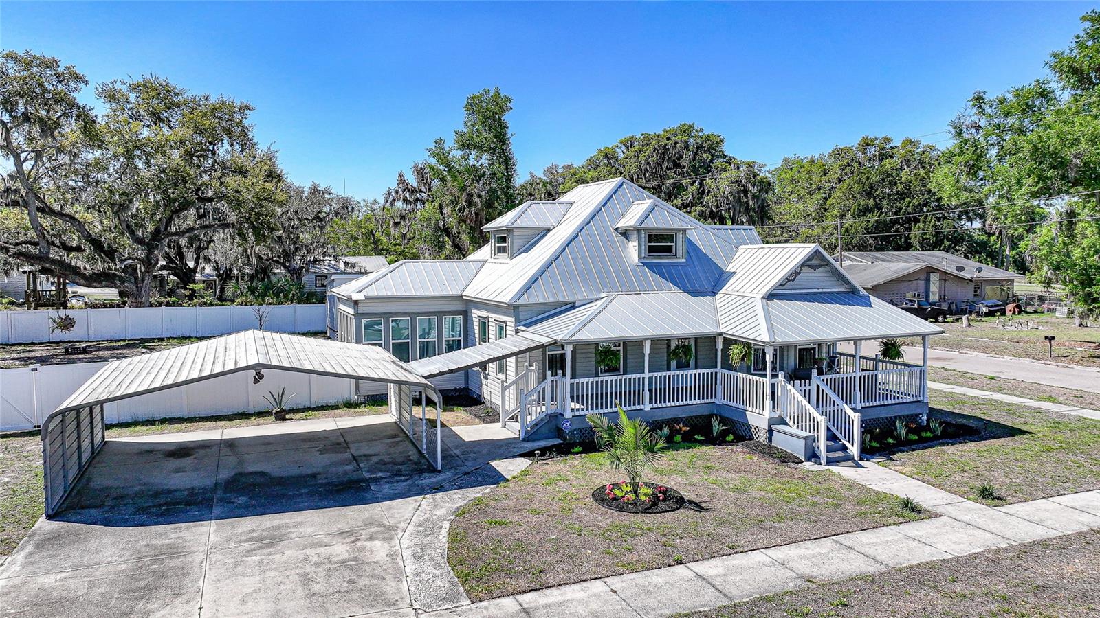 Image 53 of 62 For 127 5th Street W