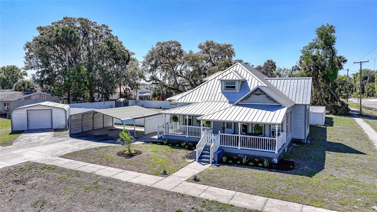 Image 58 of 62 For 127 5th Street W