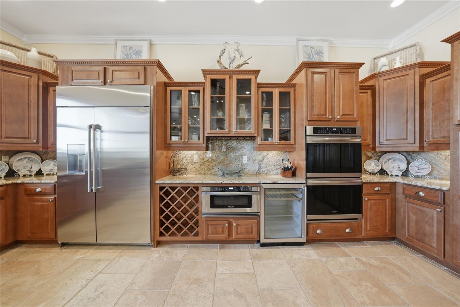 Image 13 of 70 For 8635 Riverside Drive