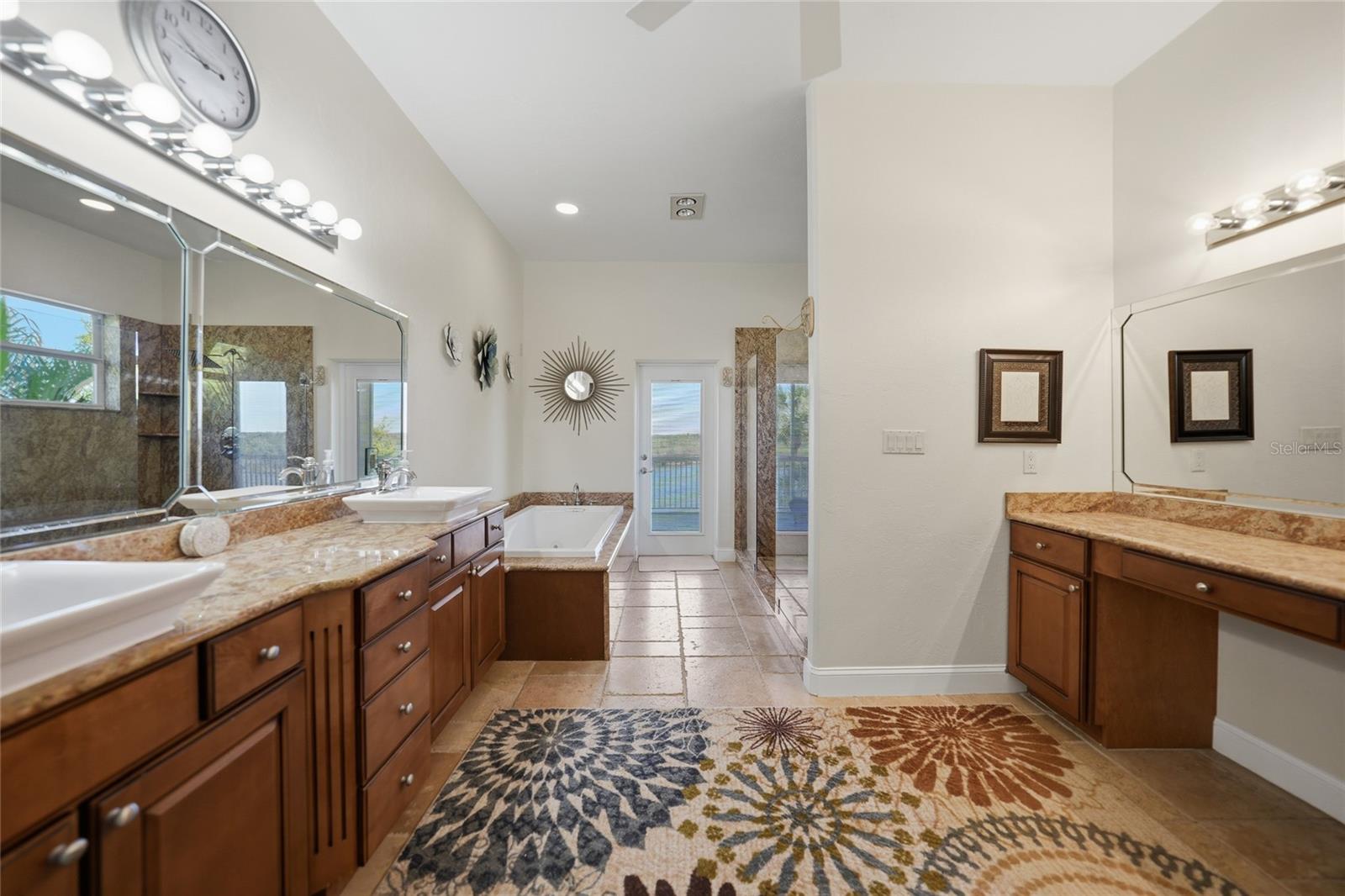 Image 24 of 70 For 8635 Riverside Drive