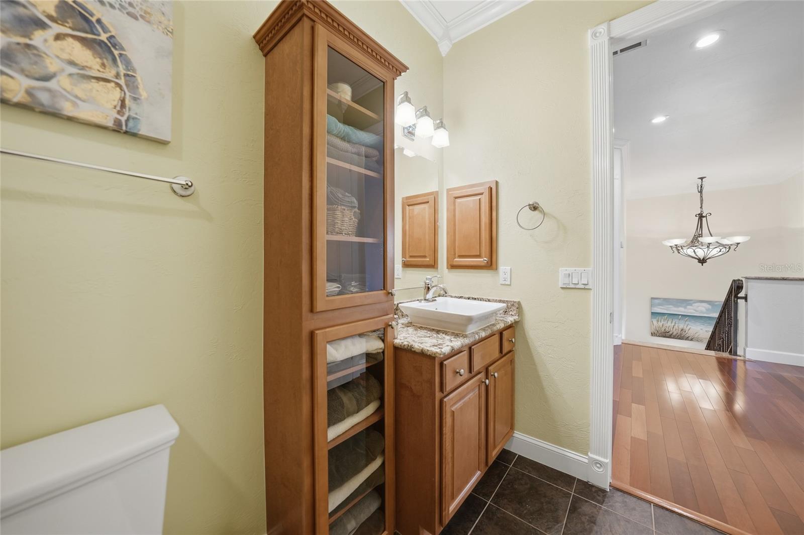 Image 30 of 70 For 8635 Riverside Drive