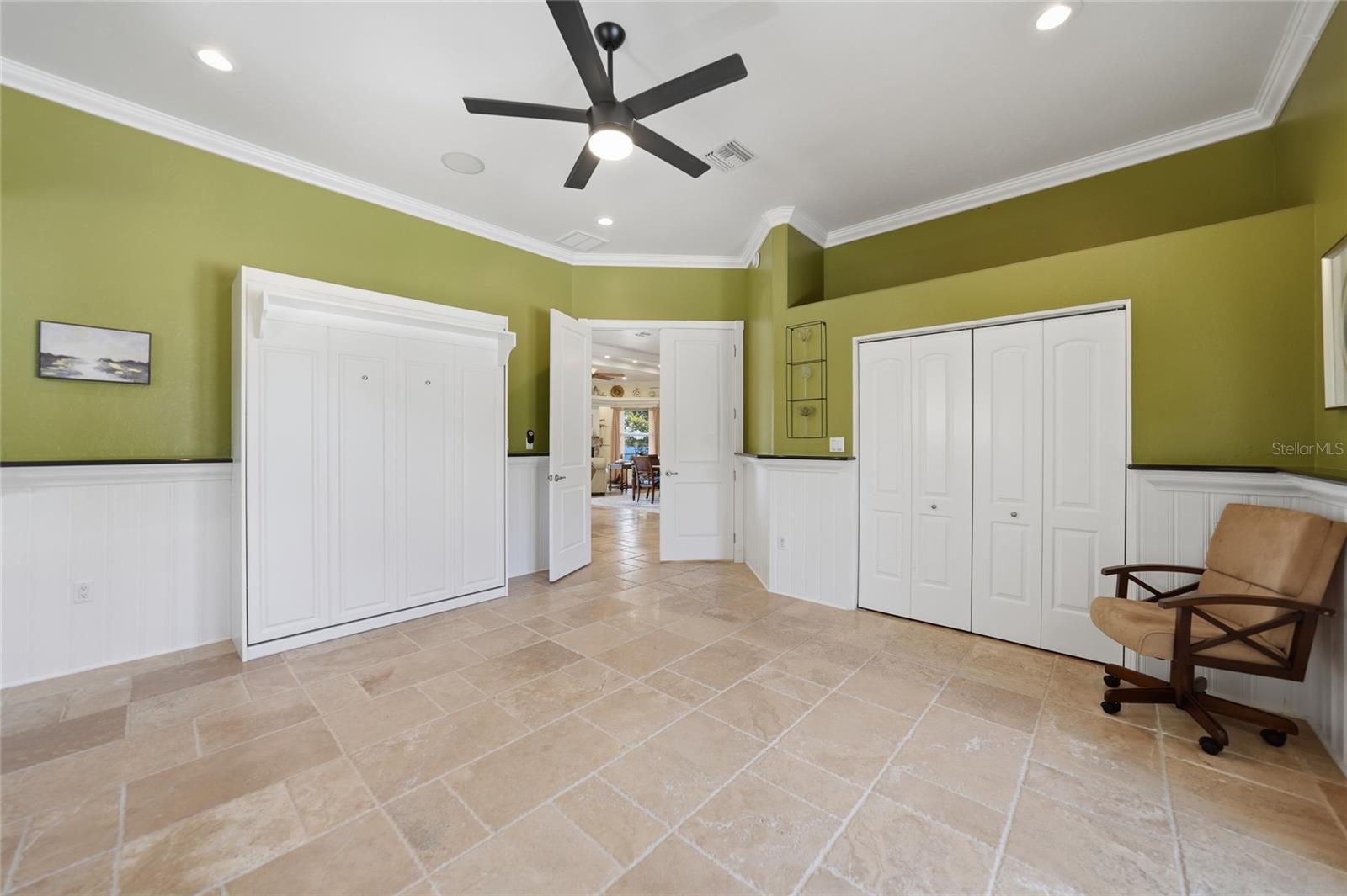 Image 32 of 70 For 8635 Riverside Drive