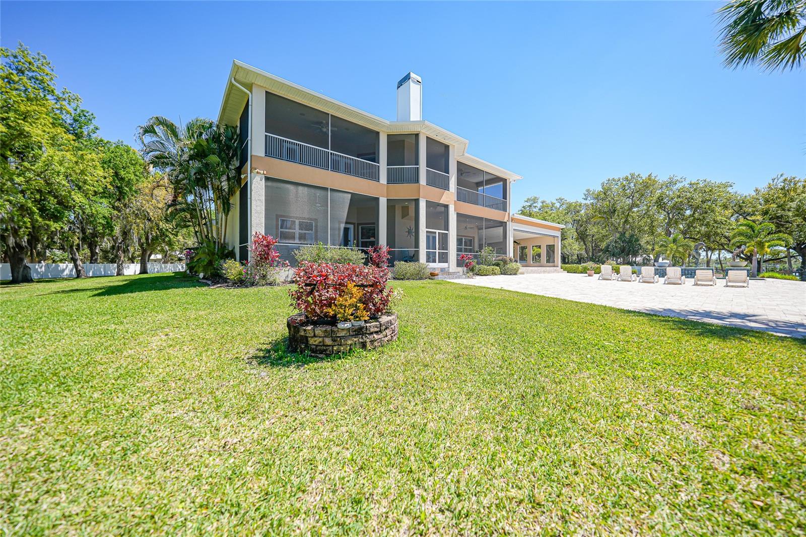 Image 45 of 70 For 8635 Riverside Drive