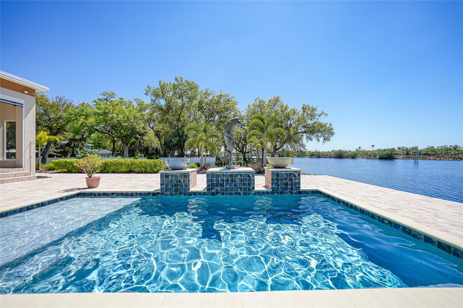 Image 51 of 70 For 8635 Riverside Drive