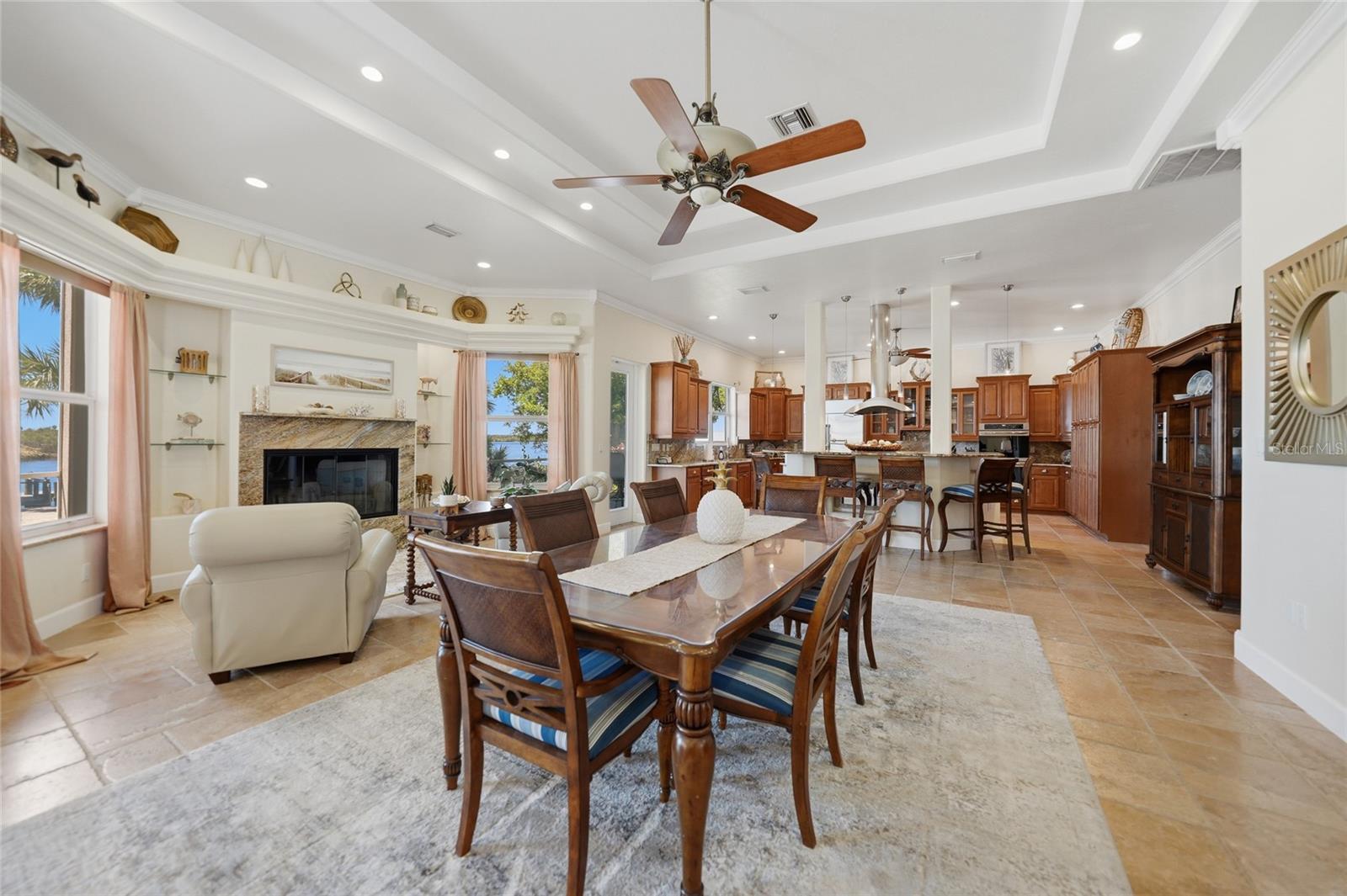 Image 6 of 70 For 8635 Riverside Drive